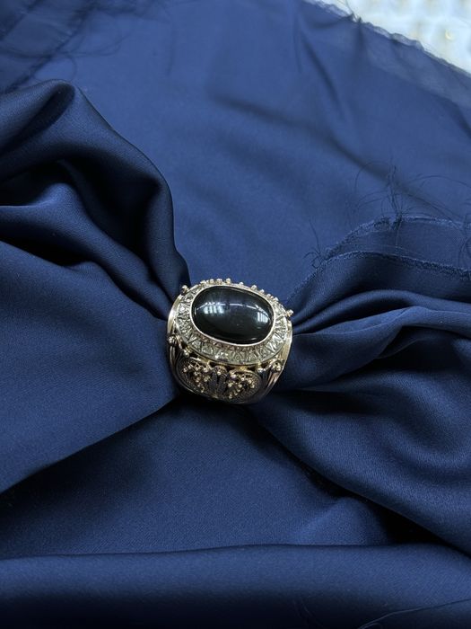 Золотая печатка с бриллиантами