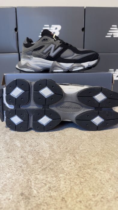 New Balance 9060 -Full Box-