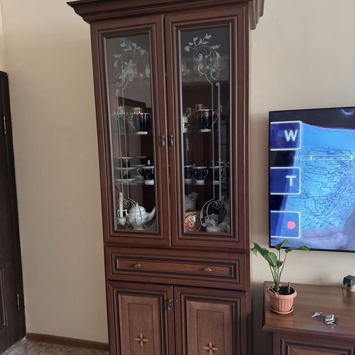 Стенка для гостиной или зала