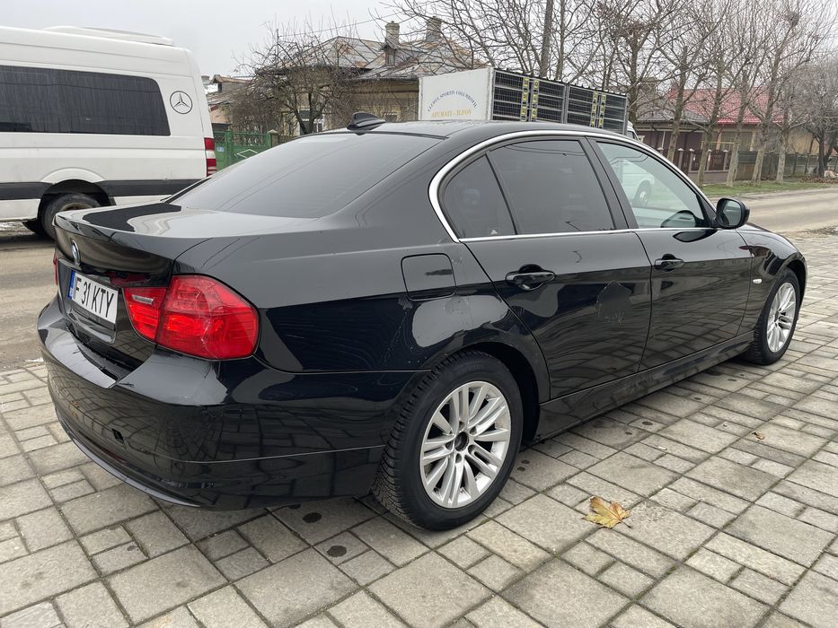BMW Seria 3 2.0 Diesel / Anul 2010 / Cutie Manuala 6 Trepte facelift