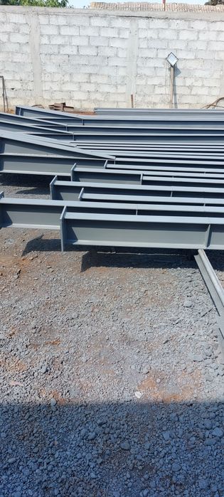 Vand structura metalica avem mai multe mărimi la comanda
