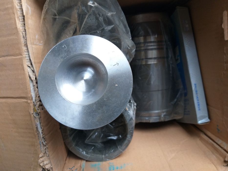 Гильзы поршень автобус