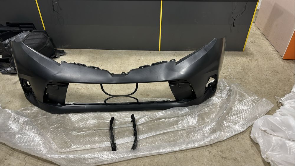 Тойота сиенна задний бампер