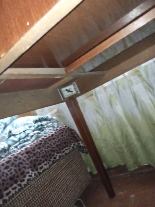 Стол советский. Ь