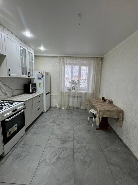 Продаётся 4-х комнатная квартира