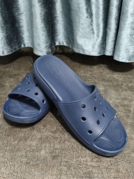 Оригинальные тапочки Crocs