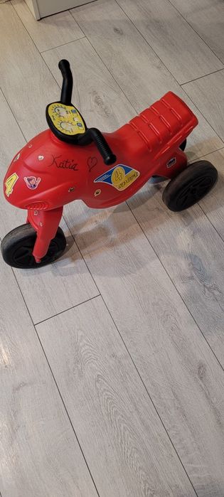 Tricicleta  fara pedale Motor rosu copiii