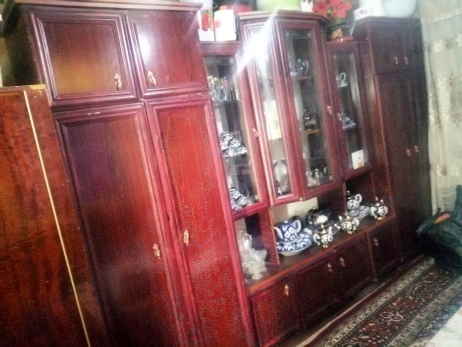 Гарнитур сотилади ҳолати зўр