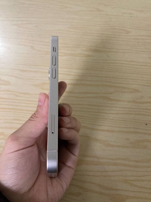 iphone 13mini 128gb 99% iphone 11pro 64gb 70%