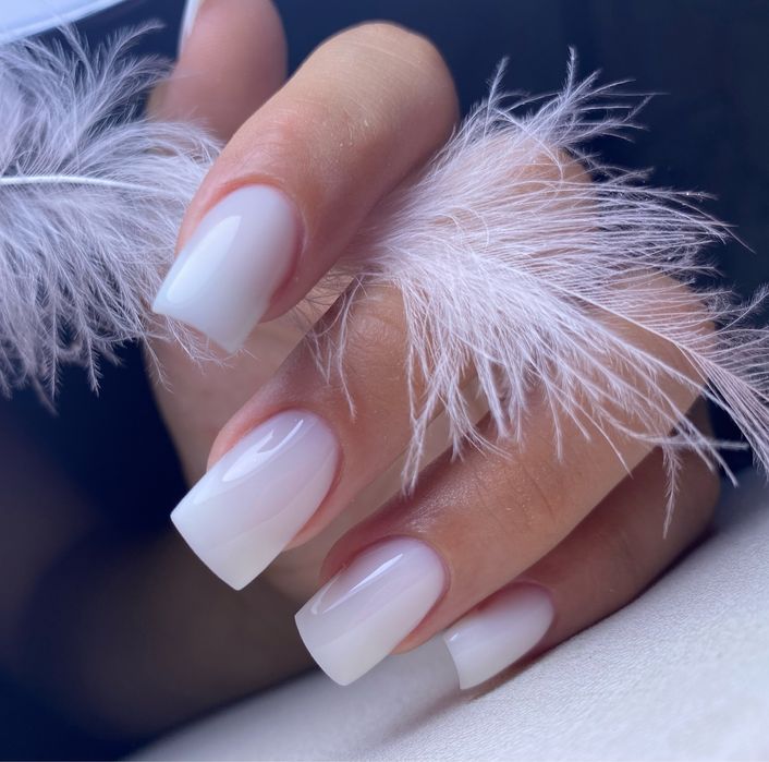 Маникюр+ укрепление+ покрытие -6000тг