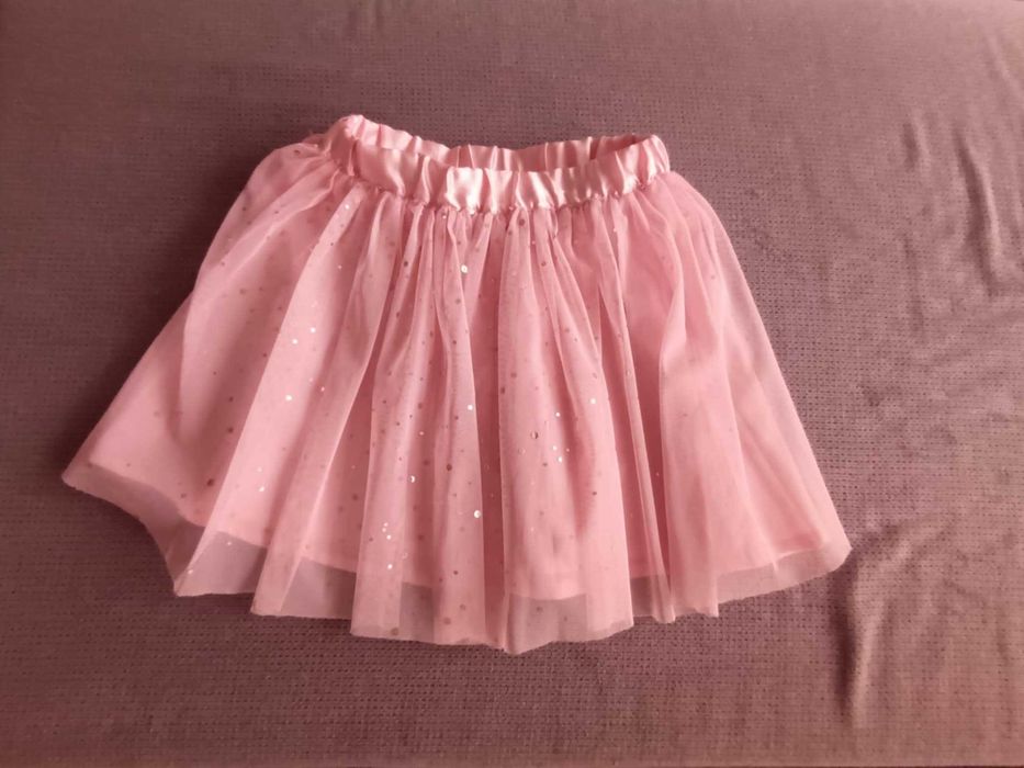 Поли туту, пачки и екипи за танци за 6-8 г