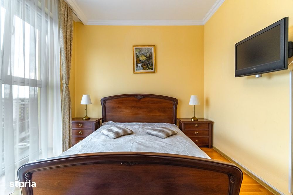 Penthouse cu terasă, lift și aer condiționat în Brasov