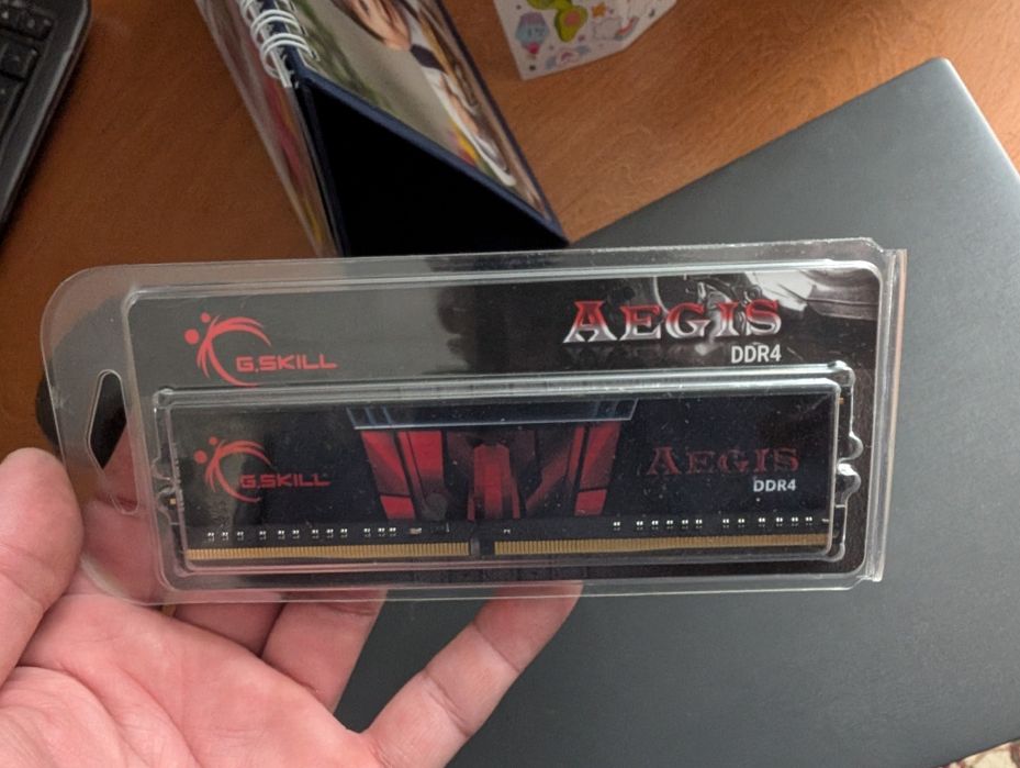 Оперативка g.skill Aegis ddr4 8gb 3200