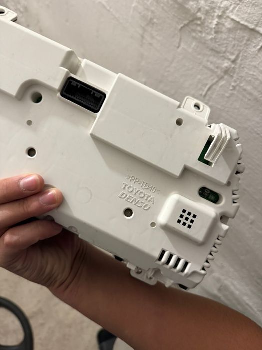 Щиток прибора Камри 50