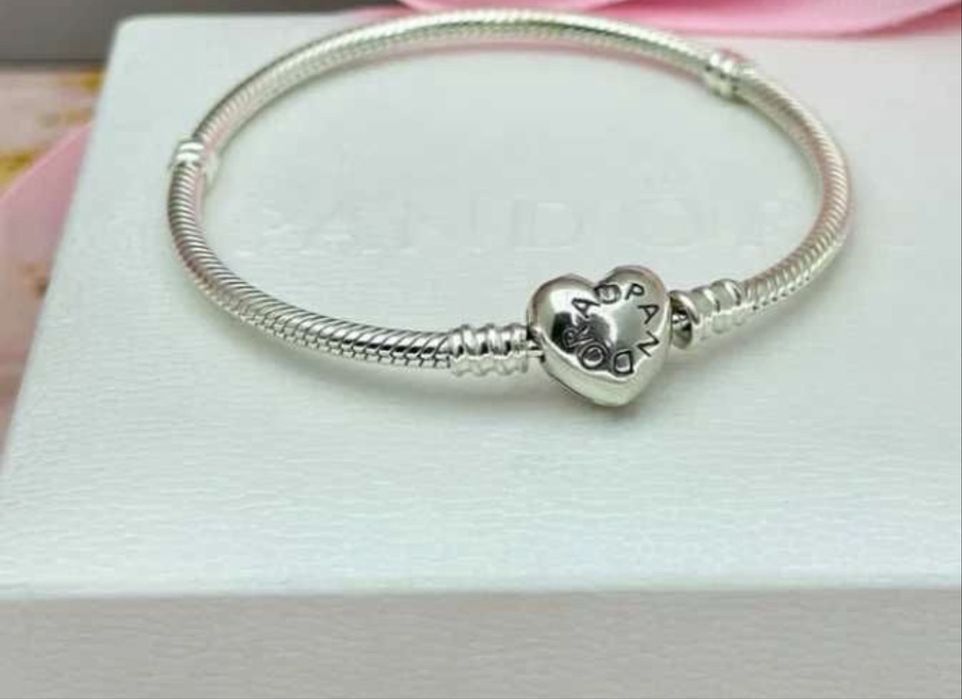 Гривна пандора