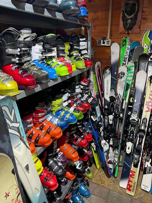 Schiuri copii skiuri