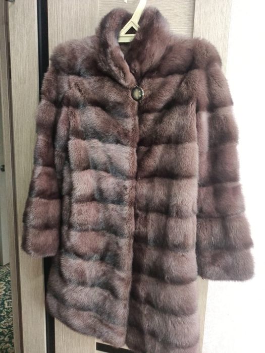 Продам норковую шубу