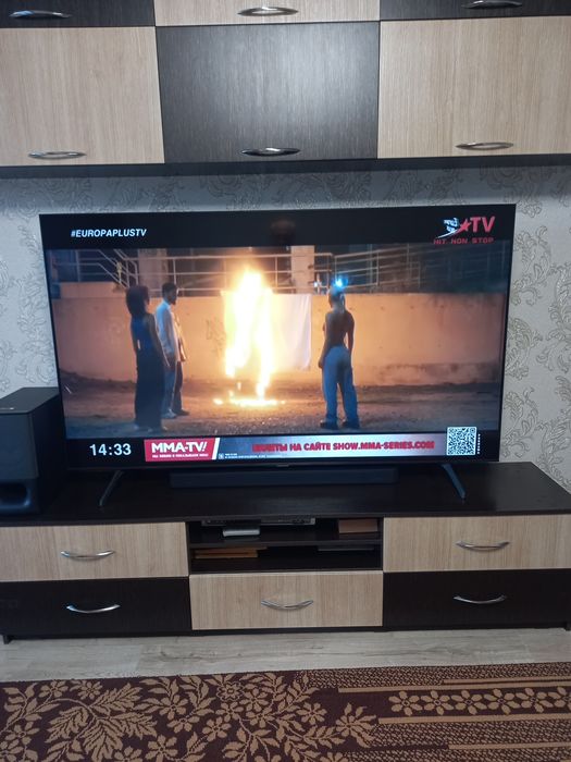 Телевизор SAMSUNG