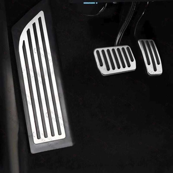 Ornamente inox pedale Tesla Model 3, Model Y si Model Y Performance