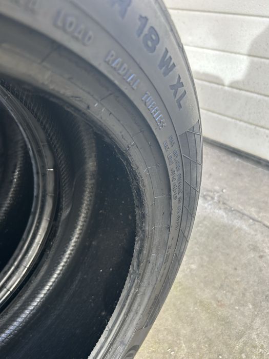 Set 4 anvelope vara Continental 225/45/R18 95W seal inside XL + bonus