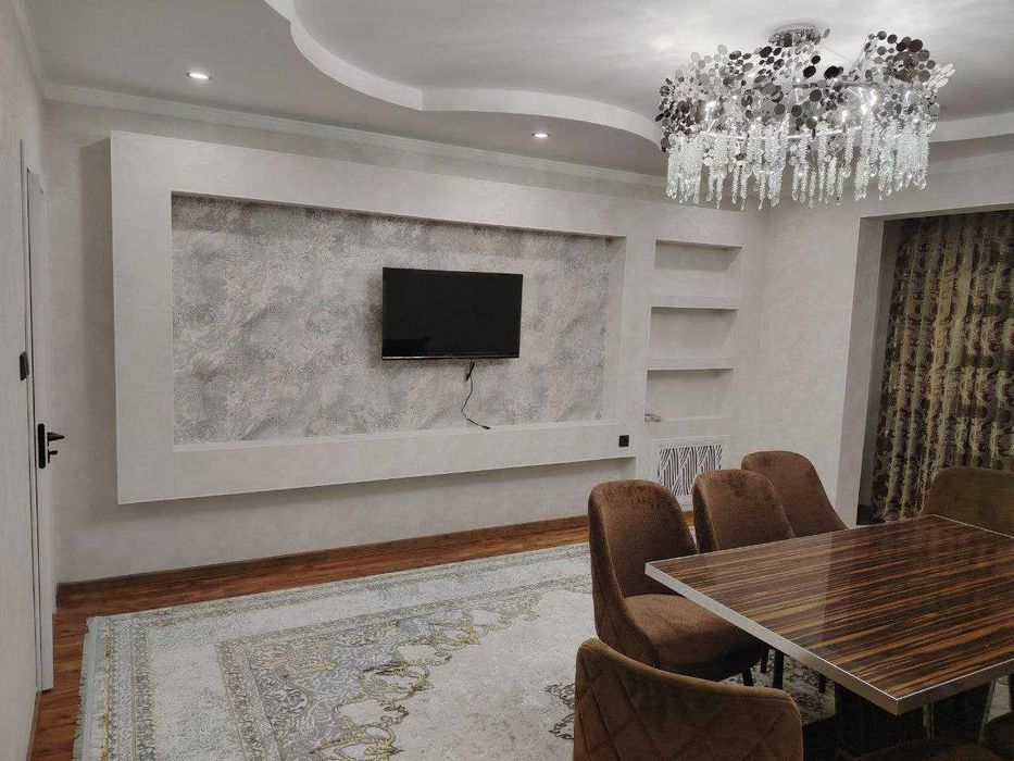 Аренда кв ЦУМ В центре города 3-комнатная рядом метро Айбек