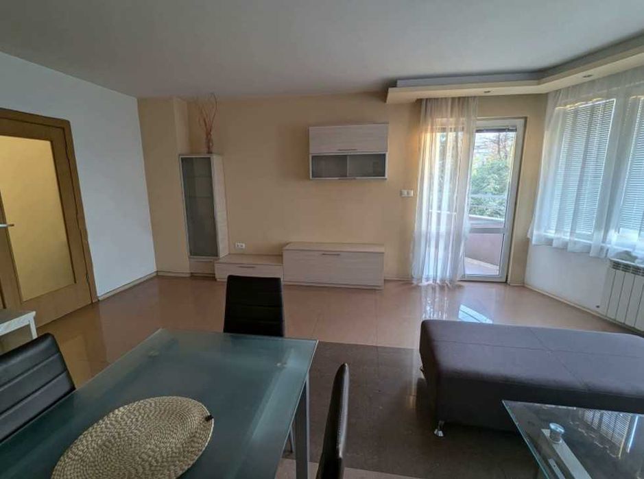 Дава се под наем Тристаен апартамент в София, Изток - 98 кв.м за 1020 € - Снимка #2