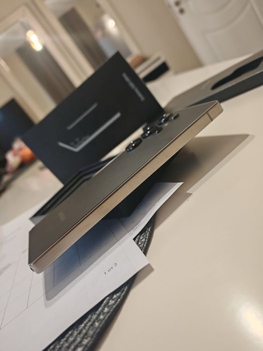 Samsung galaxy s25 ultra Black 512GB  като НОВ