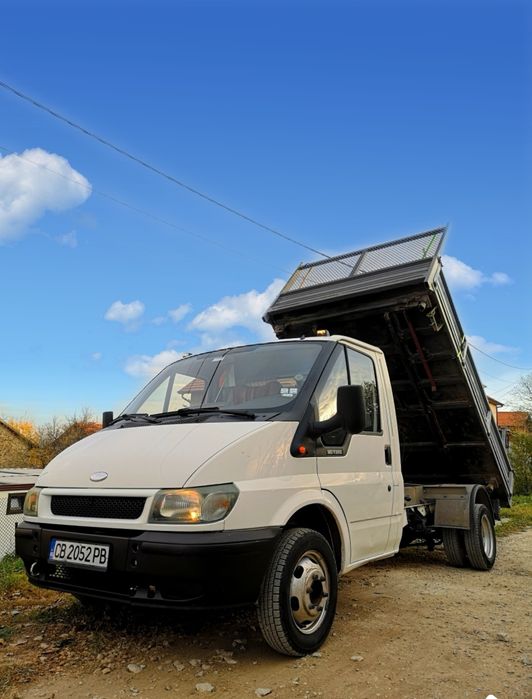 Услуги с мини багер (1.6t.) и самосвал (3.5т). с малък кран.