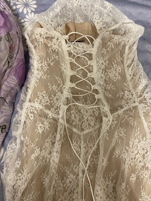 Белое вечерние платья