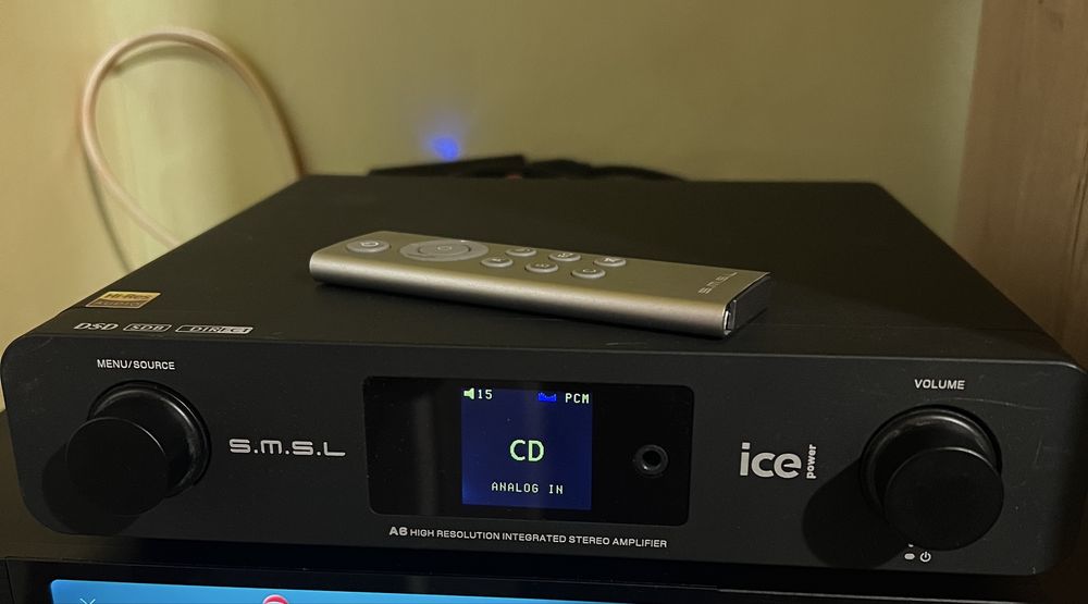 Продам усилитель с цапом SMSL A6