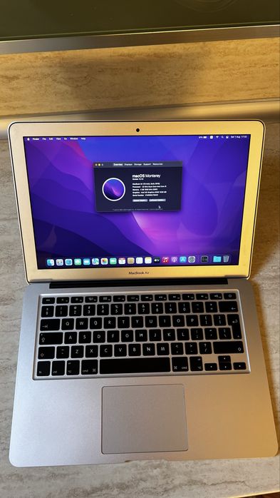 MacBook Air 2015 - Intel Core i5 - 4GB RAM - 128GB SSD