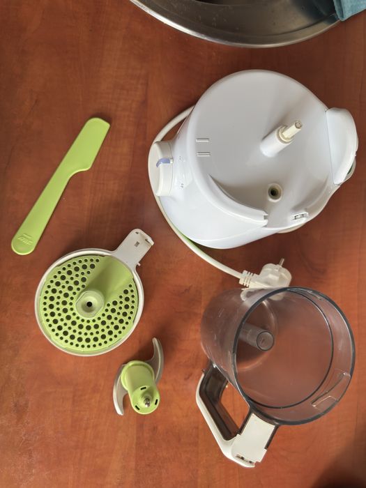Philips AVENT Aparat de gatit cu abur si blender 2 in 1