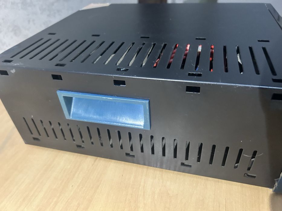 Стабилизатор напряжения