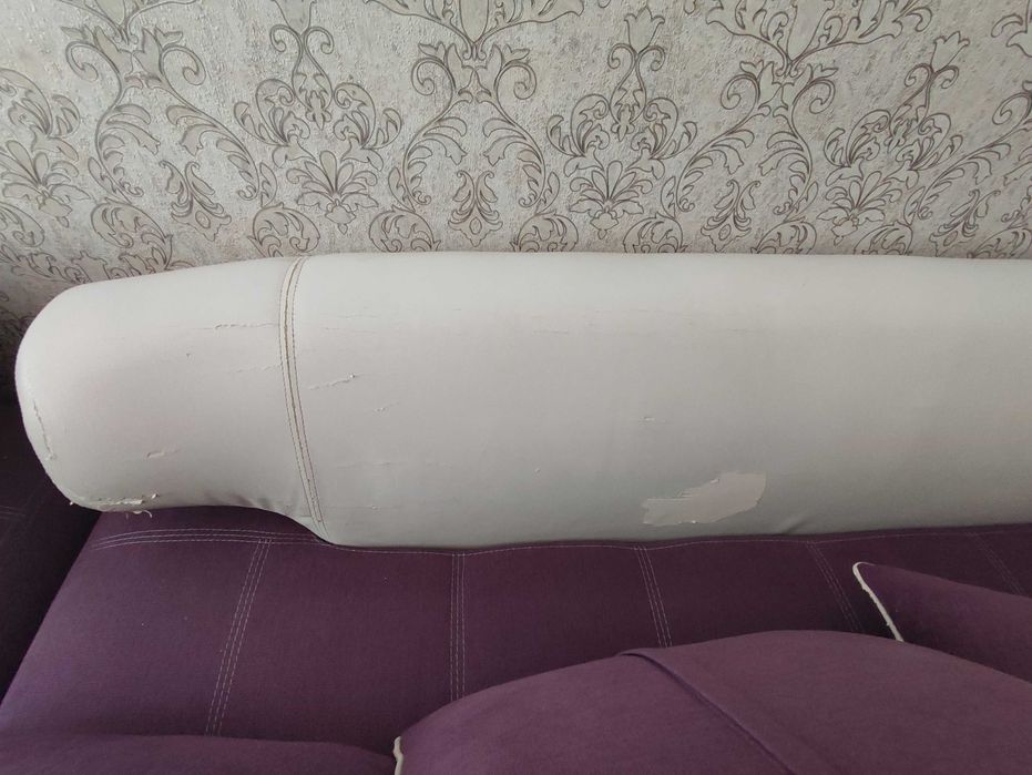 Продается большой диван