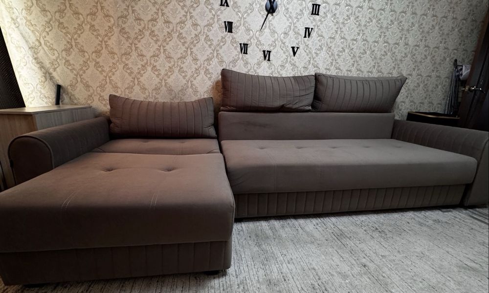 Продам диван в отличном состоянии