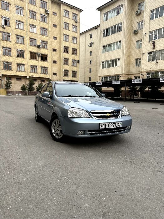 Lacceti 2011 2pazitsya