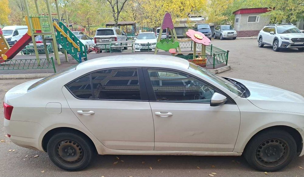 Шкода октавия 2013 год