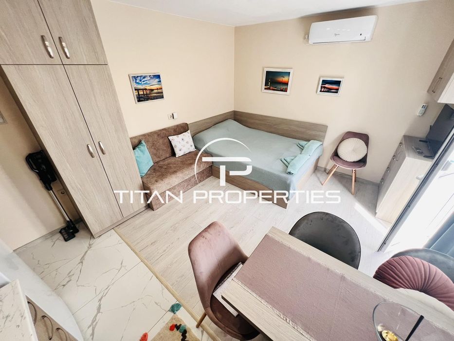 Дава се под наем Едностаен апартамент в Бургас, Център - 35 кв.м за 357 € - Снимка #2