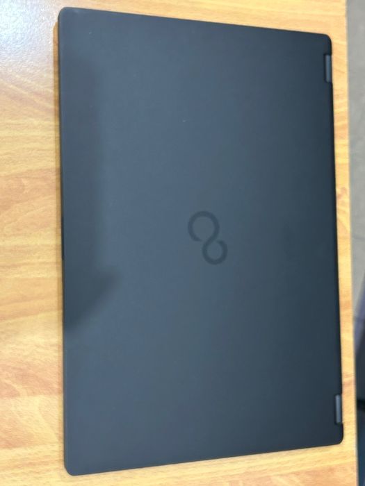 Като нов! Японски лаптоп Fujitsu U759 i3/8GB RAM/256GB с 3 мес. гар.!