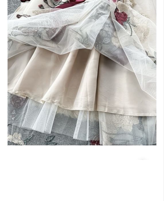 Платье женское, универсальное.