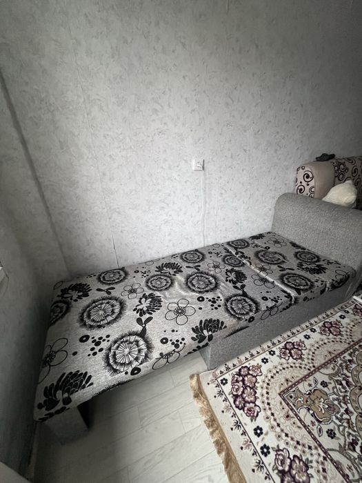Срочно Продам раскладной диван-кровать