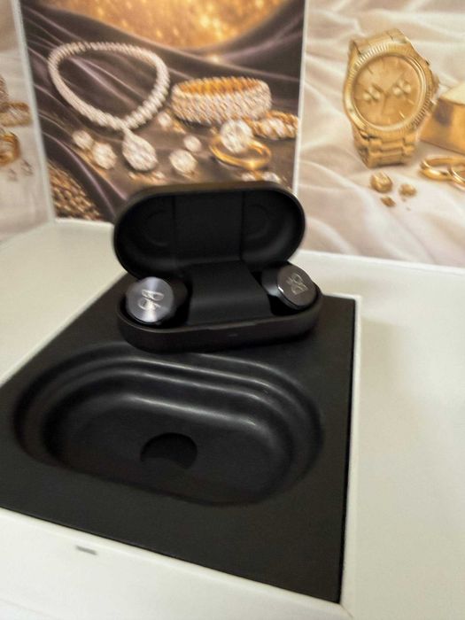 Casti Bang & Olufsen (m1) staramanet