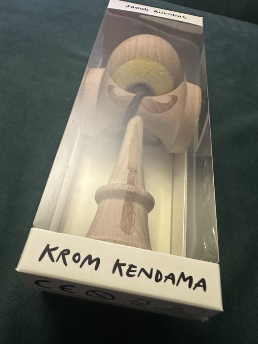 Kendama Jacob Acrobat