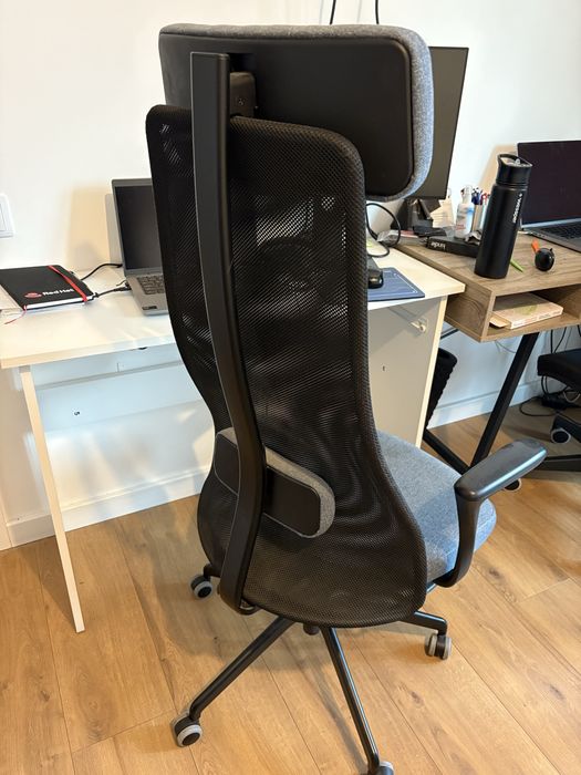 Vând scaun birou Ikea model JÄRVFJÄLLET