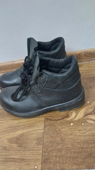 Спец ботинки, 41 размер