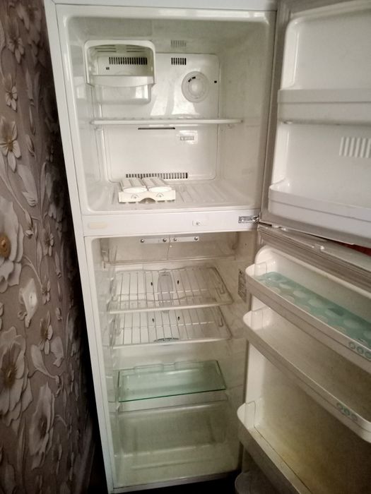 Продам холодильник бу