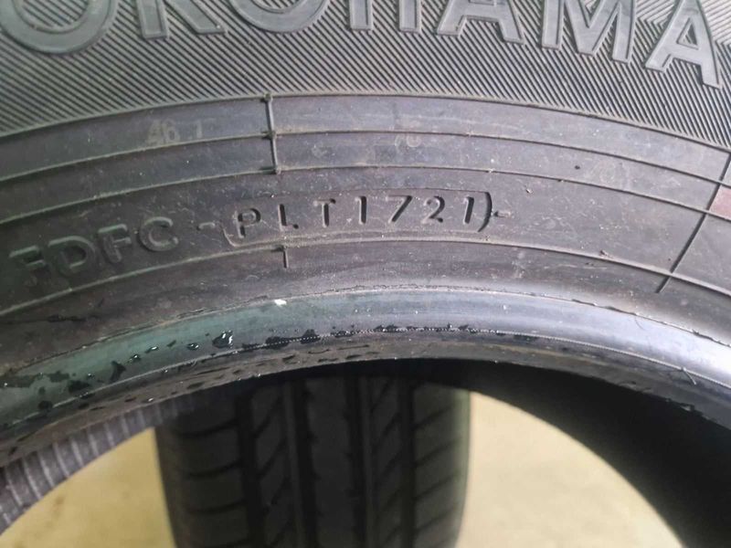 2 Yokohama R17 225/60
летни гуми
DOT1721