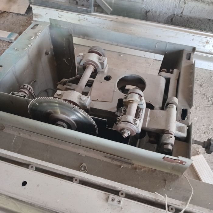 Mebel stanoklar sotiladi