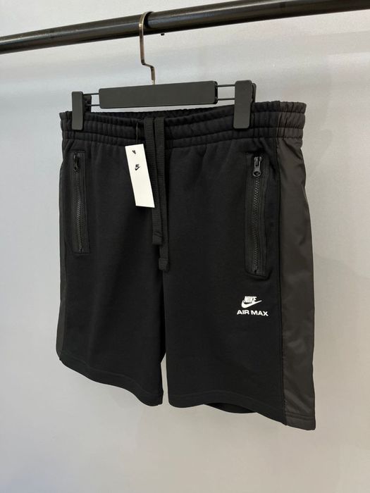 Nike Air Max - pantaloni scurți