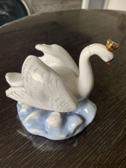 Статуэтка Царевна лебедь фарфор